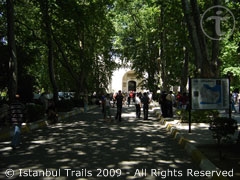 First Courtyard of the Topkapi Palace, Istanbul, Turkey