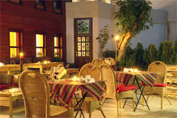 Overview of 4-star hotels in the historical part of Istanbul (Picture of Garden House Istanbul)